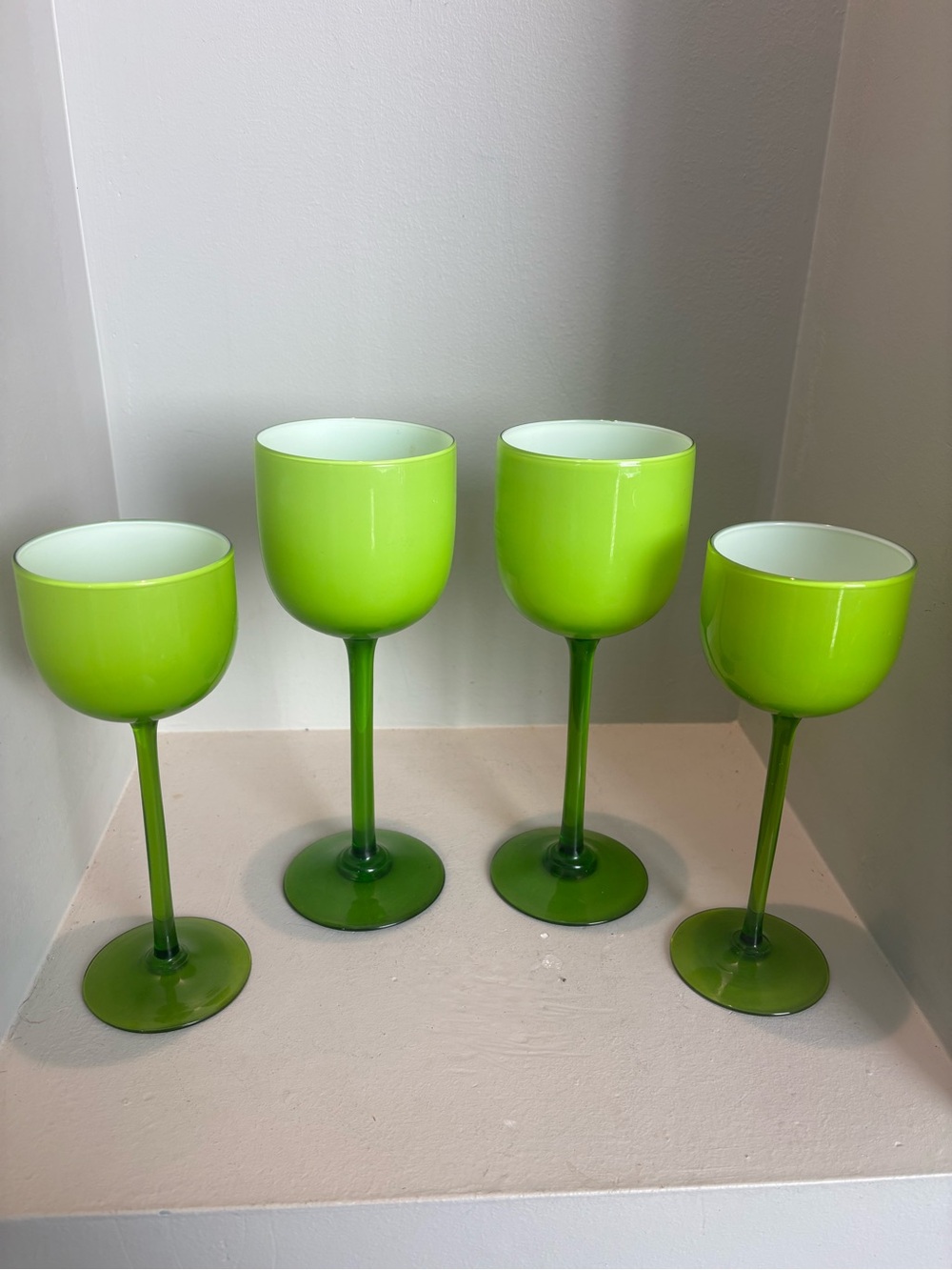 4 Vintage Carlo Moretti Wine Glasses goblets Cased lime green MCM Murano bar